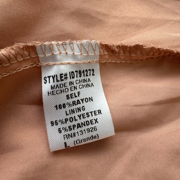 Henly Marlene Swiss Dot Midi in Mauve-Large - Picture 7 of 7